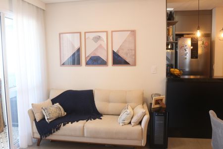 Apartamento à venda com 72m², 2 quartos e 2 vagasSala