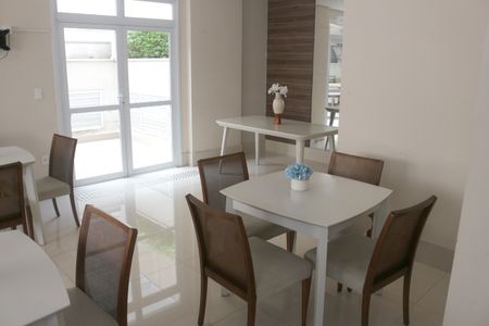 Apartamento à venda com 72m², 2 quartos e 2 vagasÁrea comum - Salão de festas