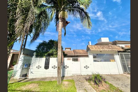 Casa à venda com 113m², 3 quartos e 2 vagasPlaca