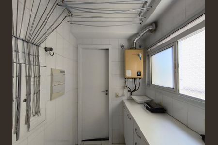 Apartamento à venda com 111m², 3 quartos e 2 vagas Apartamento à venda com 111m², 3 quartos e 2 vagasÁrea de Serviço