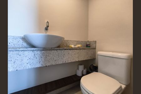 Apartamento à venda com 111m², 3 quartos e 2 vagas Apartamento à venda com 111m², 3 quartos e 2 vagasLavabo