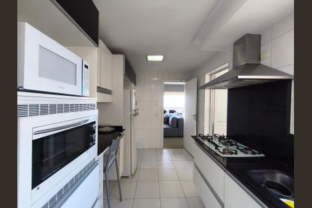 Apartamento à venda com 111m², 3 quartos e 2 vagas Apartamento à venda com 111m², 3 quartos e 2 vagasCozinha