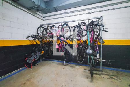 Apartamento à venda com 111m², 3 quartos e 2 vagas Apartamento à venda com 111m², 3 quartos e 2 vagasBicicletário