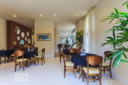 Apartamento à venda com 111m², 3 quartos e 2 vagas Apartamento à venda com 111m², 3 quartos e 2 vagasSalão de festas