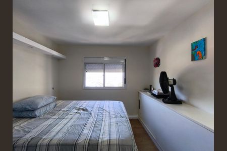 Apartamento à venda com 111m², 3 quartos e 2 vagas Apartamento à venda com 111m², 3 quartos e 2 vagasSuíte