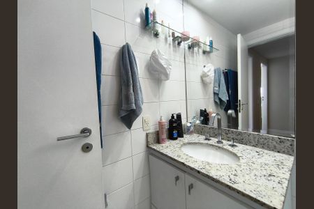 Apartamento à venda com 111m², 3 quartos e 2 vagas Apartamento à venda com 111m², 3 quartos e 2 vagasBanheiro