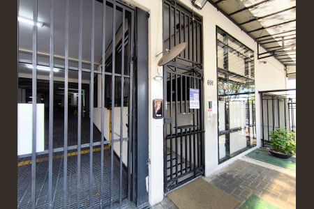 Apartamento à venda com 111m², 3 quartos e 2 vagas Apartamento à venda com 111m², 3 quartos e 2 vagasFachada + Plaquinha