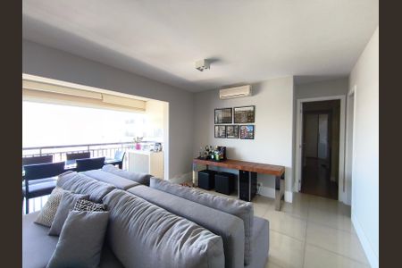 Apartamento à venda com 111m², 3 quartos e 2 vagas Apartamento à venda com 111m², 3 quartos e 2 vagasSala