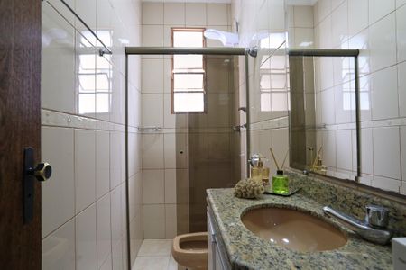 Apartamento à venda com 90m², 3 quartos e 1 vaga Apartamento à venda com 90m², 3 quartos e 1 vagaBanheiro