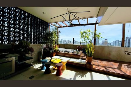 Apartamento à venda com 204m², 3 quartos e 2 vagasCobertura