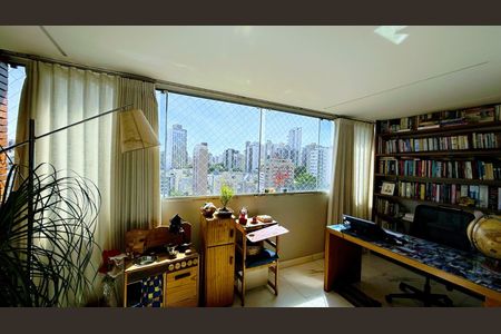 Apartamento à venda com 204m², 3 quartos e 2 vagasSala