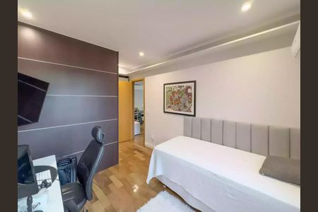 Apartamento à venda com 3 quartos, 241m² em Barra da Tijuca, Rio de Janeiro