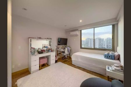 Apartamento à venda com 3 quartos, 241m² em Barra da Tijuca, Rio de Janeiro