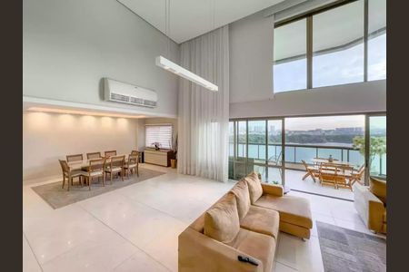 Apartamento à venda com 3 quartos, 241m² em Barra da Tijuca, Rio de Janeiro