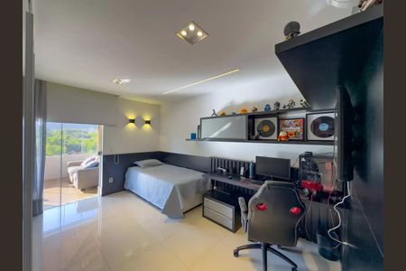 Casa à venda com 5 quartos, 630m² em Barra da Tijuca, Rio de Janeiro