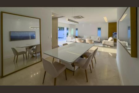 Casa à venda com 4 quartos, 850m² em Barra da Tijuca, Rio de Janeiro