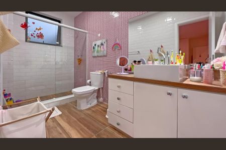 Casa à venda com 420m², 4 quartos e 2 vagas