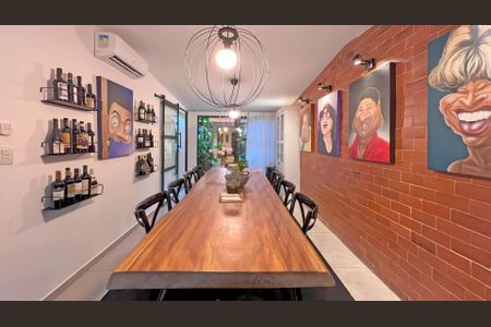 Casa à venda com 4 quartos, 420m² em Recreio dos Bandeirantes, Rio de Janeiro