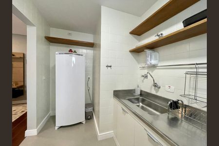 Foto 07 de apartamento à venda com 2 quartos, 81m² em Jardim Paulista, São Paulo
