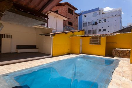 Casa para alugar com 363m², 3 quartos e 1 vagaPiscina