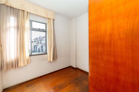 Apartamento à venda com 90m², 3 quartos e 2 vagasQUARTO3