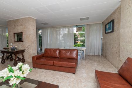 Apartamento à venda com 96m², 3 quartos e sem vagaÁrea Comum - Salão de Festas