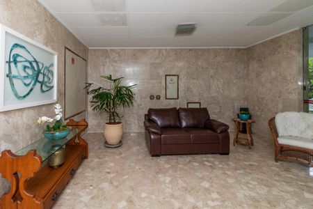 Apartamento à venda com 96m², 3 quartos e sem vagaÁrea Comum - Hall