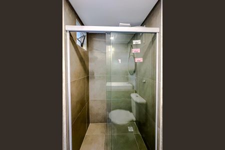 Banheiro de apartamento para alugar com 1 quarto, 25m² em Vila Prudente, São Paulo