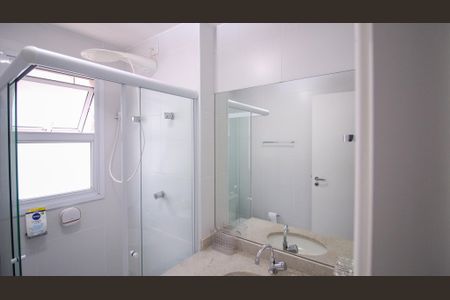 Studio para alugar com 28m², 1 quarto e sem vaga Studio para alugar com 28m², 1 quarto e sem vagaBanheiro Social