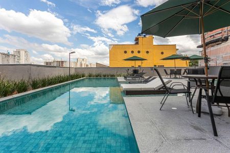Apartamento para alugar com 34m², 2 quartos e sem vagaÁrea comum - Piscina