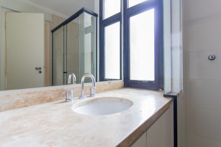 Banheiro da Suíte de apartamento para alugar com 1 quarto, 41m² em Cerqueira César, São Paulo