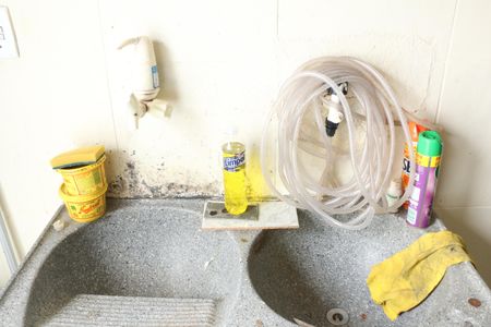 tanque de casa para alugar com 3 quartos, 24m² em Centro, Nova Iguaçu