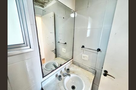 Apartamento à venda com 50m², 3 quartos e 1 vaga Apartamento à venda com 50m², 3 quartos e 1 vagaBanheiro