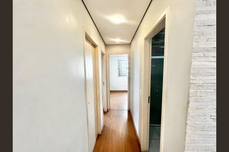 Apartamento à venda com 50m², 3 quartos e 1 vaga Apartamento à venda com 50m², 3 quartos e 1 vagaCorredor