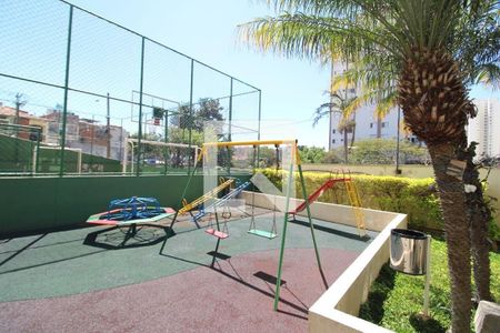 Apartamento à venda com 50m², 3 quartos e 1 vaga Apartamento à venda com 50m², 3 quartos e 1 vagaÁrea comum - Playground