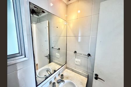 Apartamento à venda com 50m², 3 quartos e 1 vaga Apartamento à venda com 50m², 3 quartos e 1 vagaBanheiro