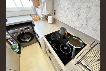 Apartamento à venda com 72m², 2 quartos e 1 vagaCozinha e Área de Serviço