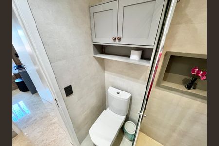 Apartamento à venda com 72m², 2 quartos e 1 vagaBanheiro
