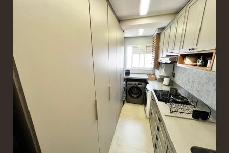 Apartamento à venda com 72m², 2 quartos e 1 vagaCozinha e Área de Serviço