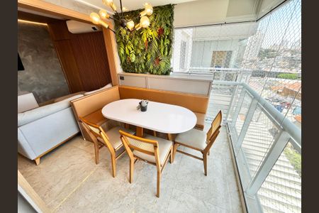 Apartamento à venda com 72m², 2 quartos e 1 vagaSala/Varanda Gourmet