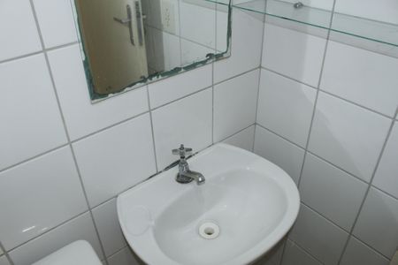 Apartamento para alugar com 49m², 2 quartos e sem vagaBanheiro
