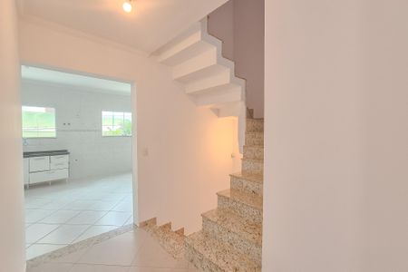 corredor de casa para alugar com 3 quartos, 212m² em Nova Petrópolis, São Bernardo do Campo