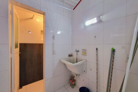 Apartamento para alugar com 60m², 2 quartos e 1 vaga Apartamento para alugar com 60m², 2 quartos e 1 vagaÁrea de Serviço