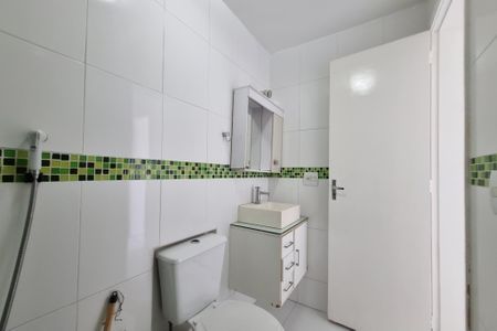 Apartamento para alugar com 60m², 2 quartos e 1 vaga Apartamento para alugar com 60m², 2 quartos e 1 vagaBanheiro