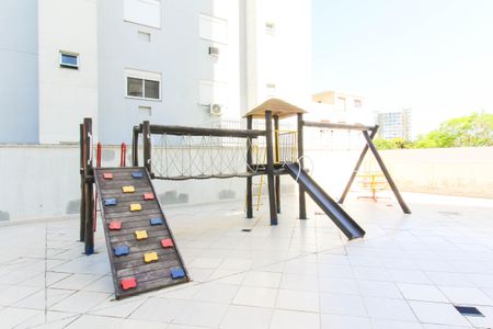 Apartamento à venda com 68m², 2 quartos e 1 vaga Apartamento à venda com 68m², 2 quartos e 1 vagaÁrea comum - Playground