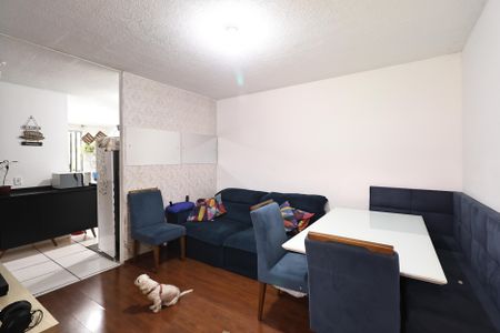 Sala de apartamento à venda com 2 quartos, 60m² em Jardim Alzira Franco, Santo André