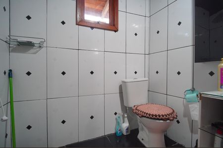 Casa à venda com 120m², 3 quartos e 3 vagasBanheiro da Suíte 2