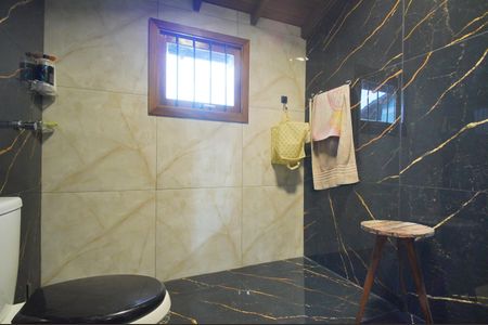 Casa à venda com 120m², 3 quartos e 3 vagasBanheiro da Suíte 1