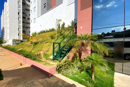 Apartamento para alugar com 55m², 2 quartos e 2 vagasFachada