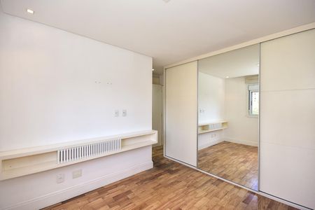 Apartamento à venda com 124m², 4 quartos e 2 vagasSuíte 3